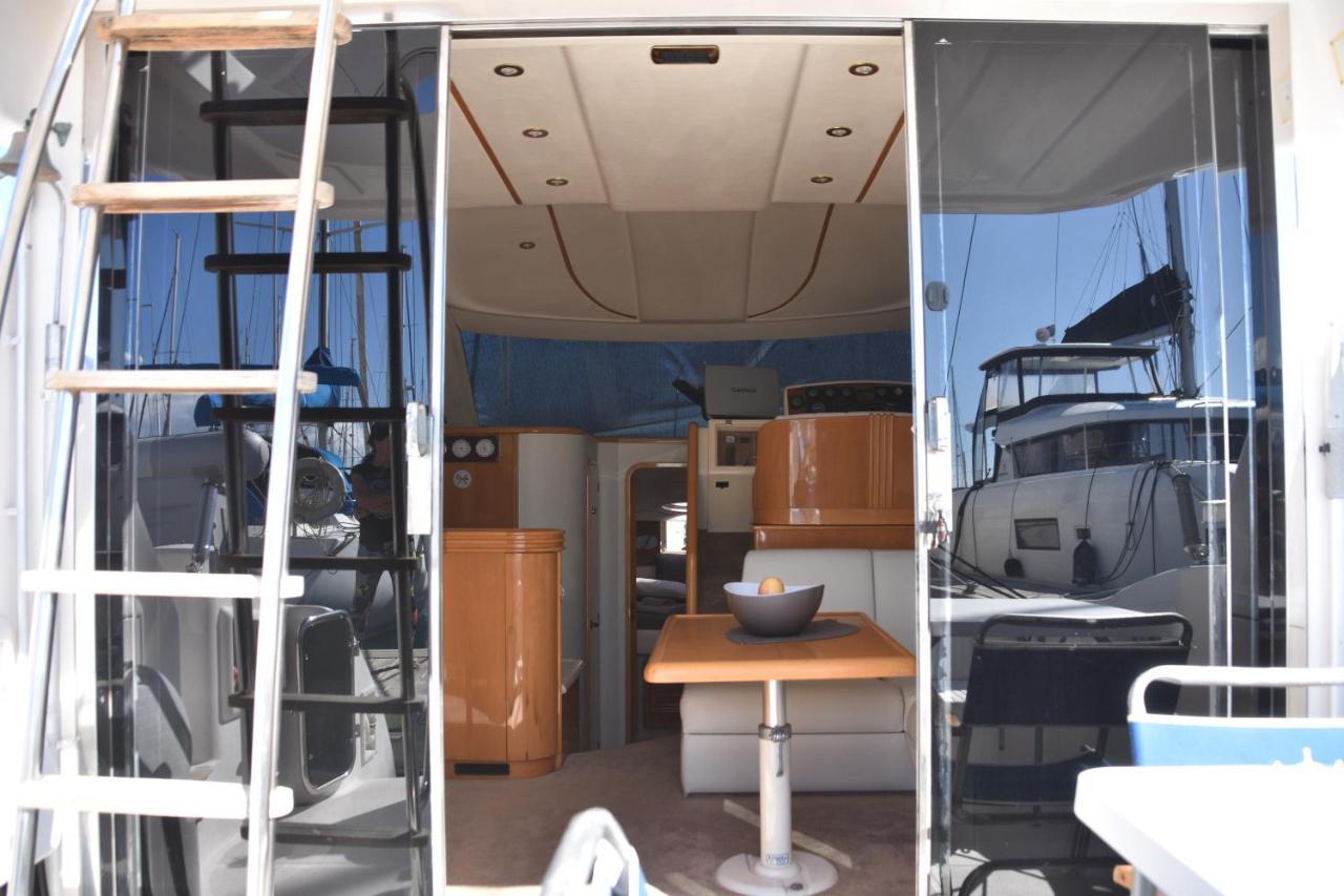 Luxury Yacht Kamikara Hotel San Miguel de Abona Exterior photo